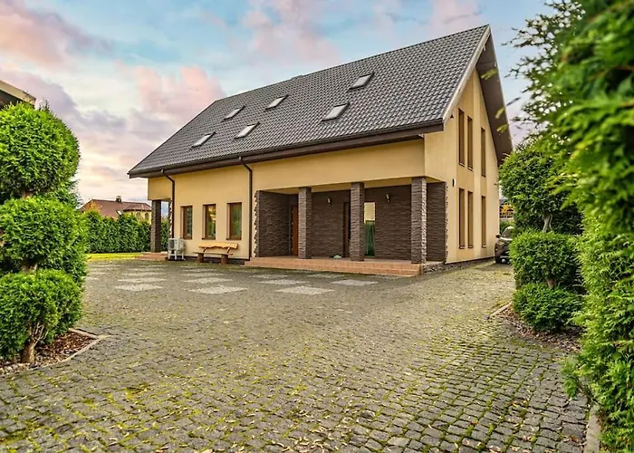Amber Villa