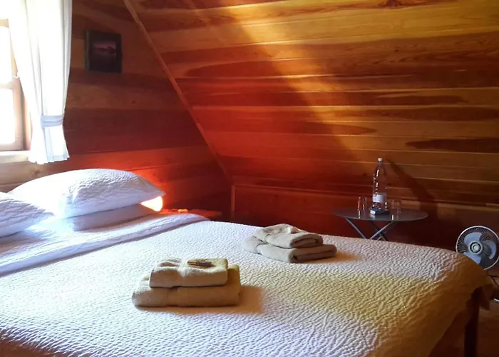 Forest Edge Lodge