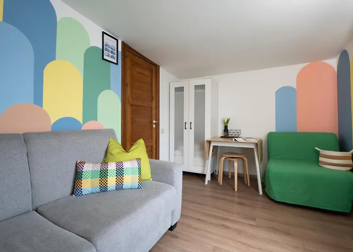 4 Bedroom House With Playground, Bbq & Free Parking